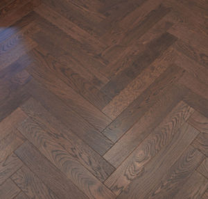 Dark Oak Manor Collection Engineered wood Lamiwood