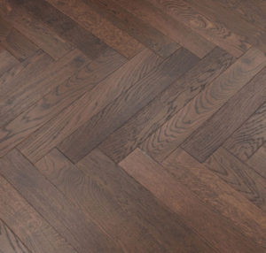 Dark Oak Manor Collection Engineered wood Lamiwood