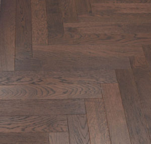 Dark Oak Manor Collection Engineered wood Lamiwood