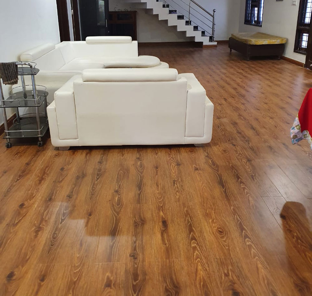 Evoke #148 Crafted oak Laminated flooring Lamiwood